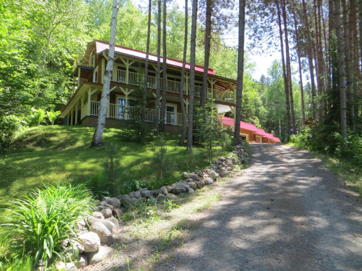La Maison Sous Les Arbres Saint Roch de Mekinac Luaran gambar